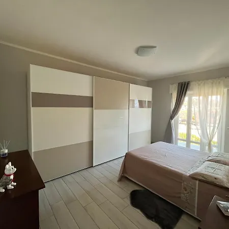 Appartement Garibaldi 46 *