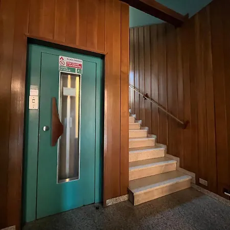 Appartement Garibaldi 46 *